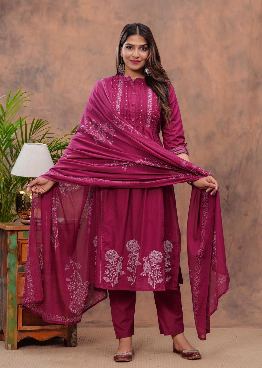 Women Maroon Printed Straight Kurta Suit Set