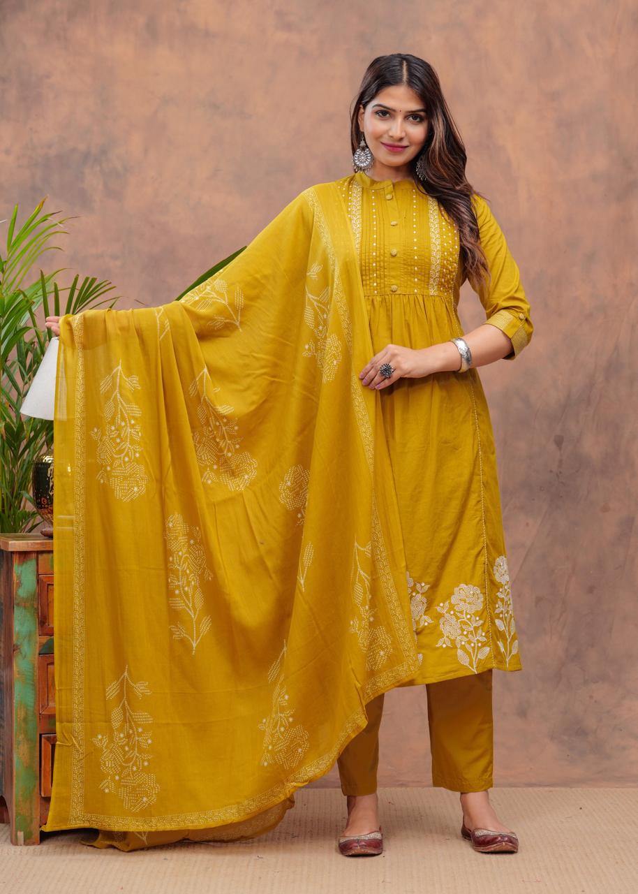 Women Yellow Printed Straight Kurta Suit Set