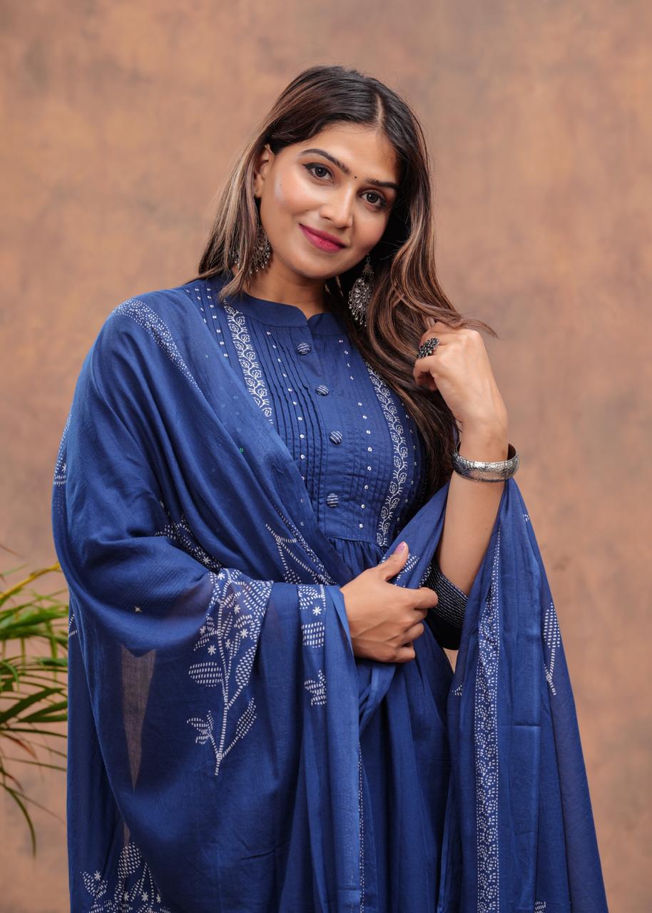 Women Blue Printed Straight Kurta Suit Set