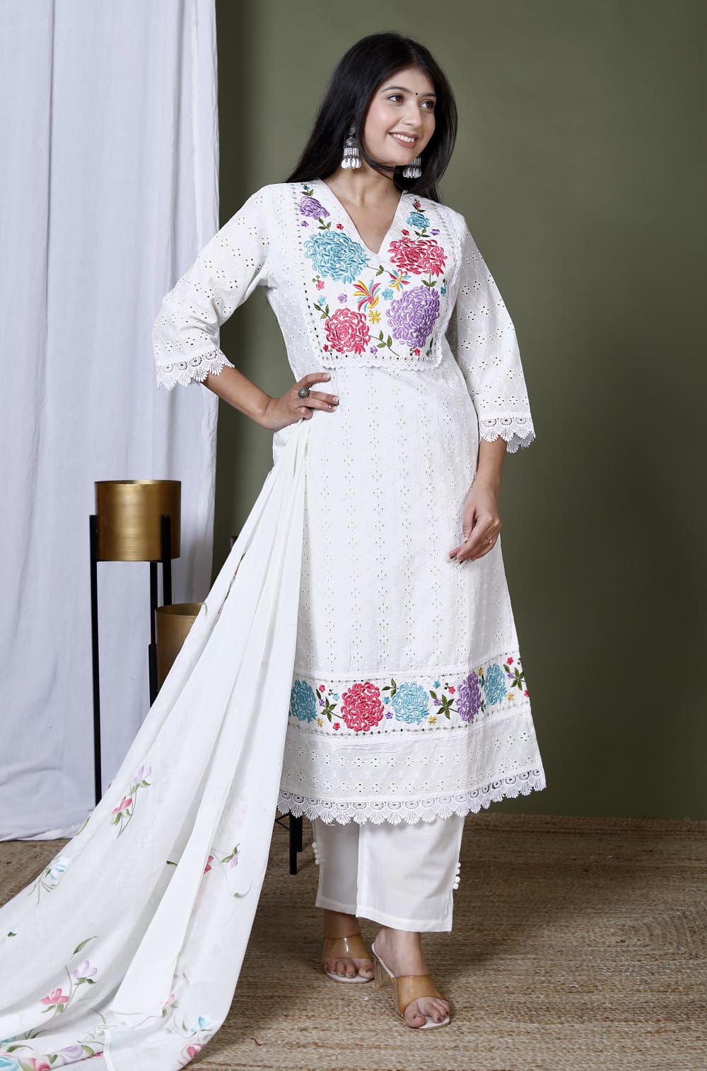 COTTON SIFLI WORK WHITE KURTI WITH FULL EMBROIDERY WITH MULMUL HAND BRUSH PAINT DUPAPATTA