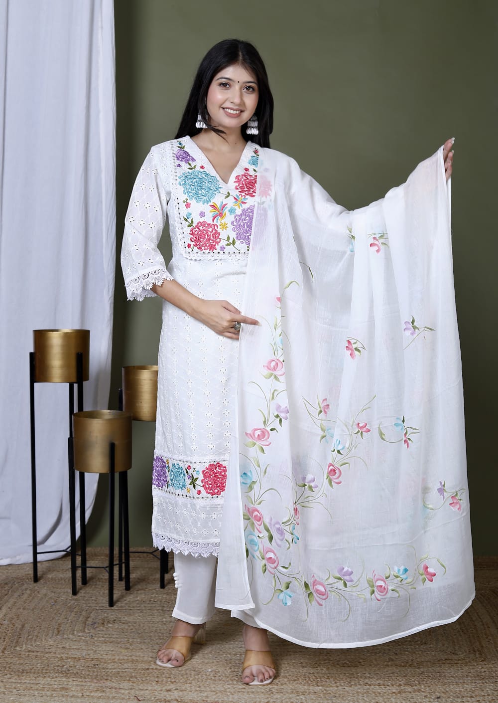 COTTON SIFLI WORK WHITE KURTI WITH FULL EMBROIDERY WITH MULMUL HAND BRUSH PAINT DUPAPATTA