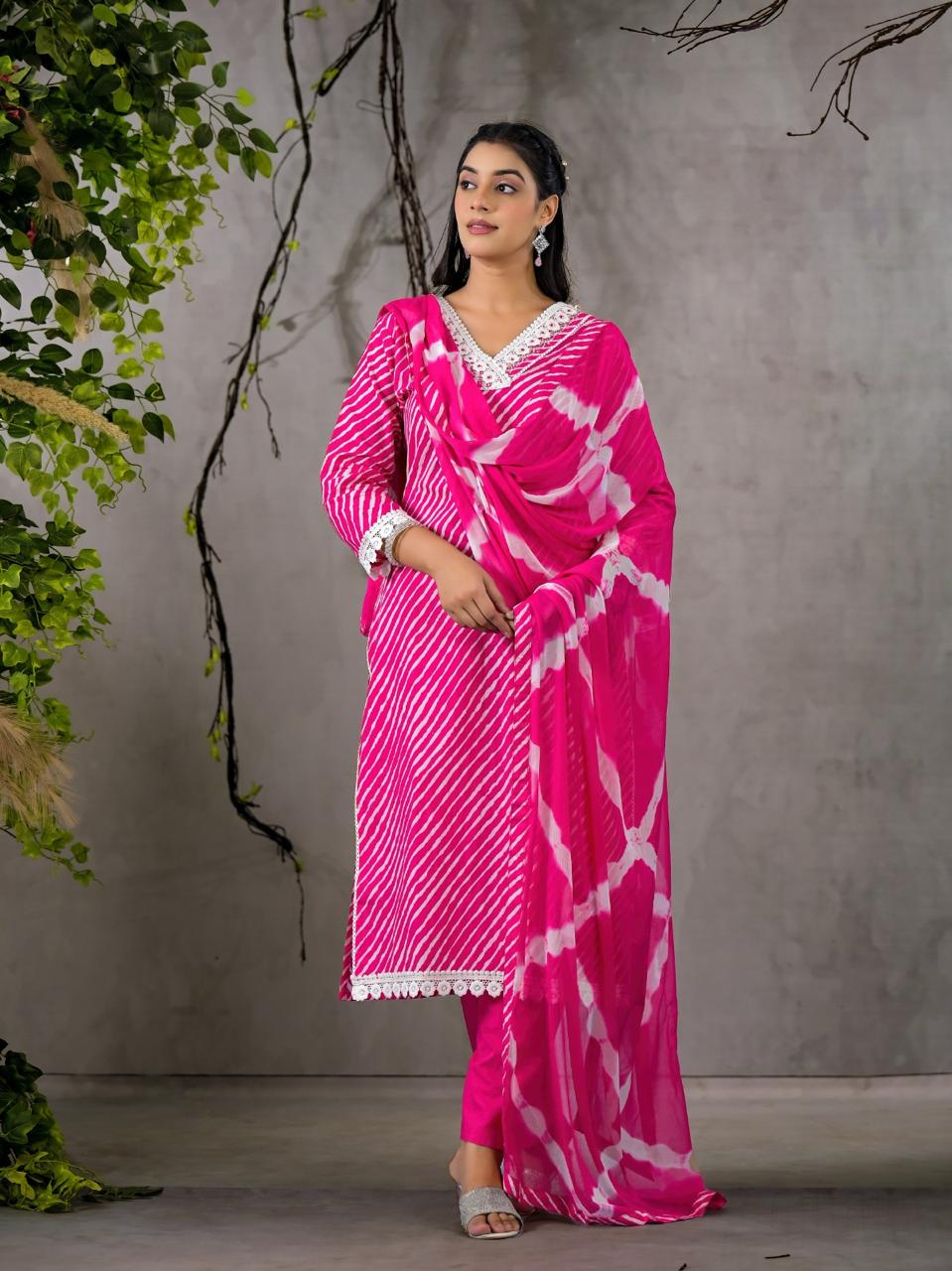 PINKLehriya 3 Pc Suit